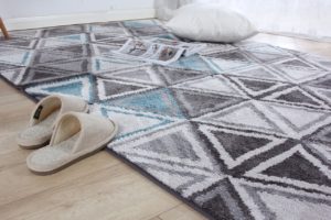 Dlaczego warto zainwestować w dobrej jakości dywan